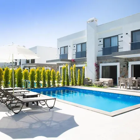 Bd4109 Two Bedroomedvilla Withpool Inbodrumyalikavak Bodrum