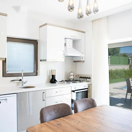Bd4109 Two Bedroomedvilla Withpool Inbodrumyalikavak וילה